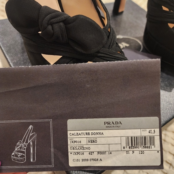 Prada knotted pump color black , made from silk outside and leather inside, size - Picture 11 of 14
